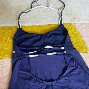 Size 8 lululemon - alight halter cadet blue - wandering yogi tank top
